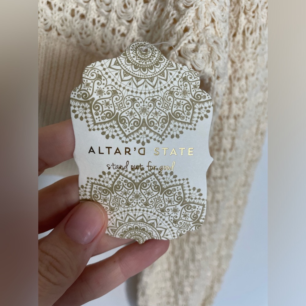 EUC Altar’d State Briella Knit Sweater Open Knit Crochet Cropped Ivory Size M - Picture 10 of 13